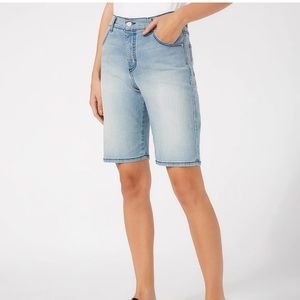 Karen Kane Lifestyle Denim Shorts Light Blue Shorts